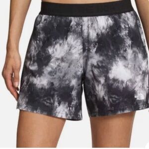 The Northface Wander Short TNF Black Glacier Dye Print Women's Size S NWT